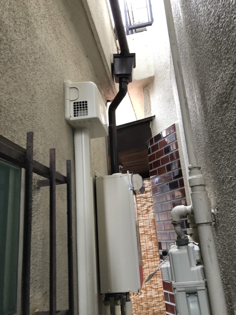 温水式浴室暖房乾燥機　温水暖房専用機　新設工事